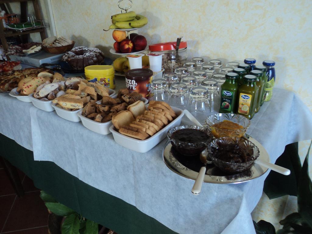 Agriturismo Terra Di Elea Azienda Agricola Di Raimondo Michela 阿谢亚 外观 照片
