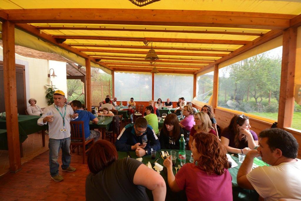 Agriturismo Terra Di Elea Azienda Agricola Di Raimondo Michela 阿谢亚 外观 照片